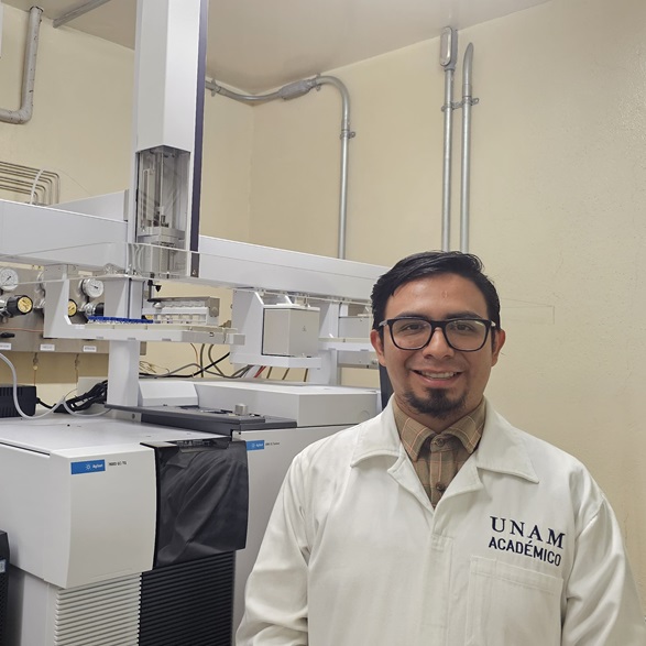 Dr. Hugo Fernando Olivares Rubio